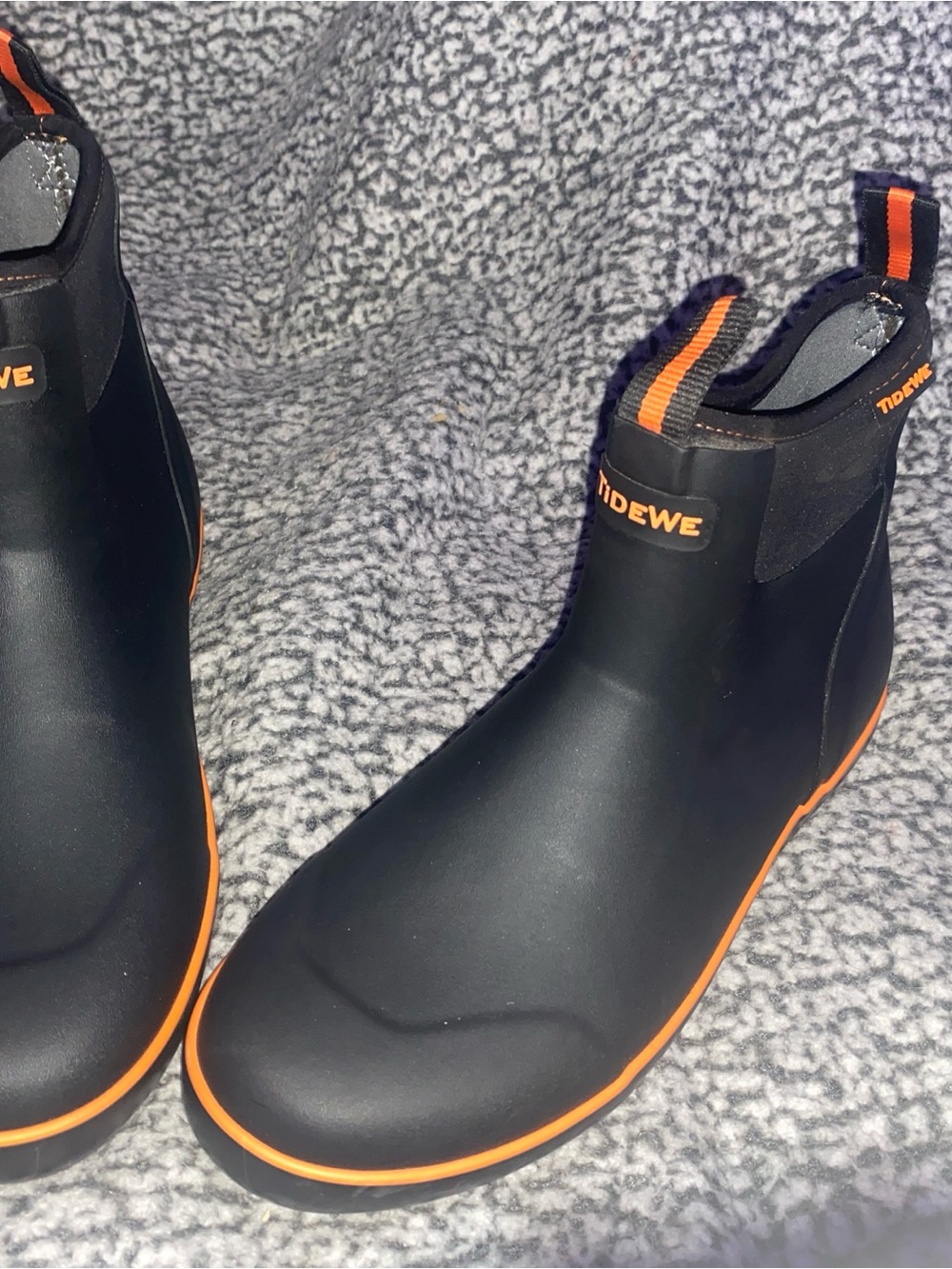 Tidewe Men's Black and Orange Waterproof Swim Boots
